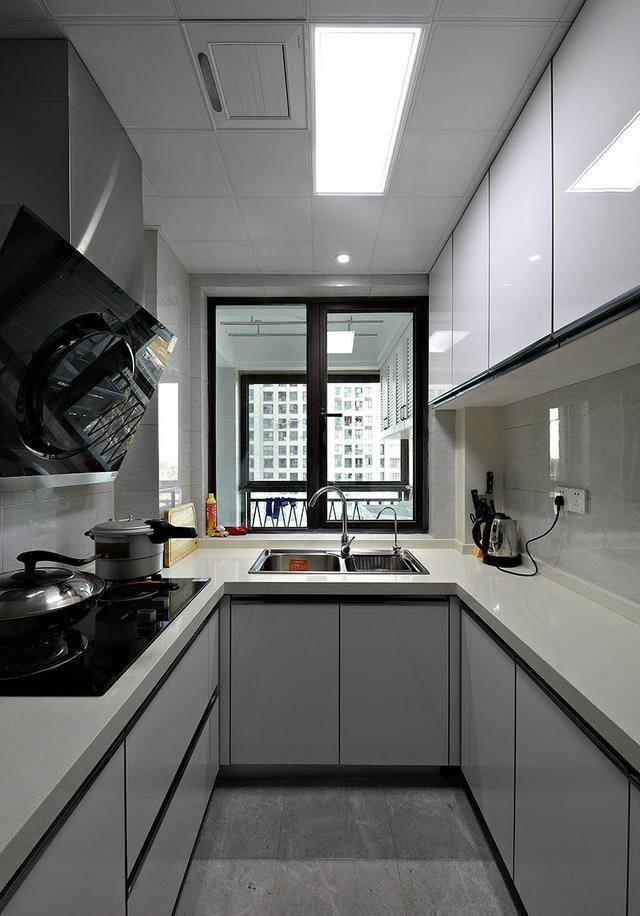 宝山区138平米装修，易路荣昕装饰设计完工案例欣赏