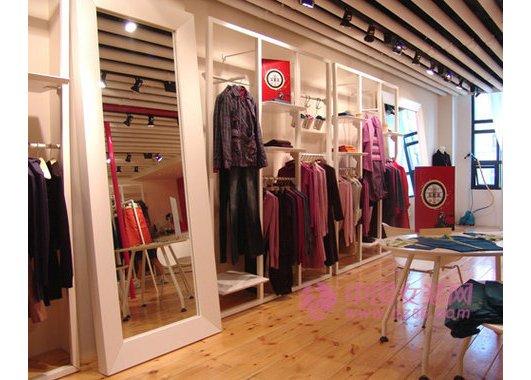 华丹尼女装是几线品牌(华丹尼女装属于什么档次)