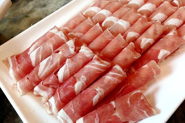 牛街聚宝源羊肉片多少钱一斤（聚宝源羊肉外卖）