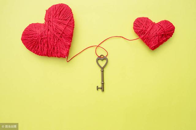 大冒险经典问题（真心话大冒险最新整人方法100）