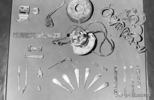 恶魔岛越狱事件 三个人活着被找到了吗？