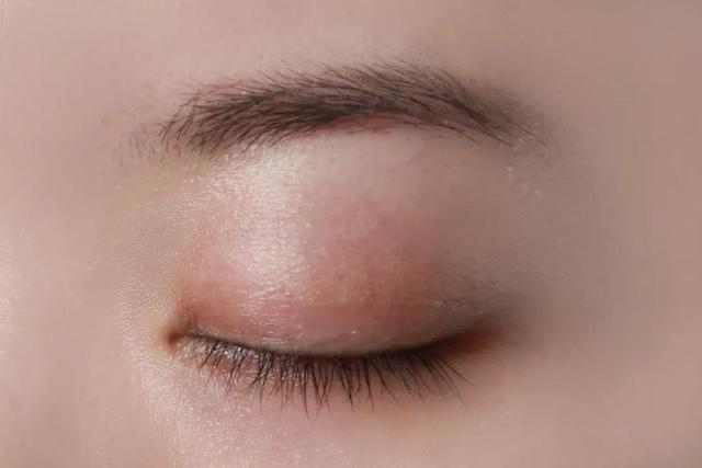 什么睫毛膏最好用（什么品牌睫毛膏好用不晕妆）