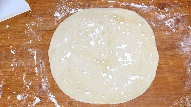 电饼铛烙饼怎么才能软(电饼铛烙饼不硬的窍门)