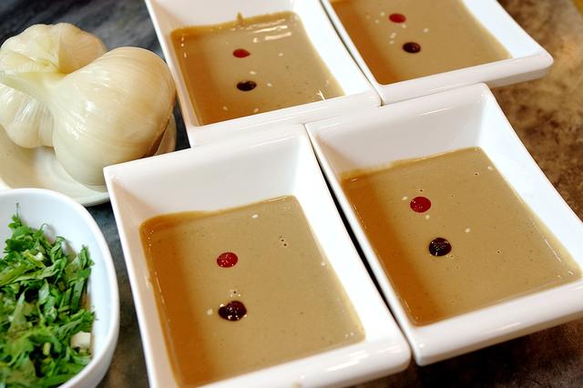 牛街聚宝源羊肉片多少钱一斤（聚宝源羊肉外卖）