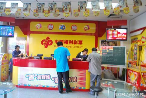 高考前买彩票中奖 考前减压刮出25万！