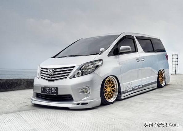 什么是保姆车(保姆车和房车哪个实用)